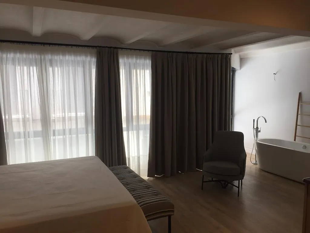 Suites Hom Sevilla Apartment
