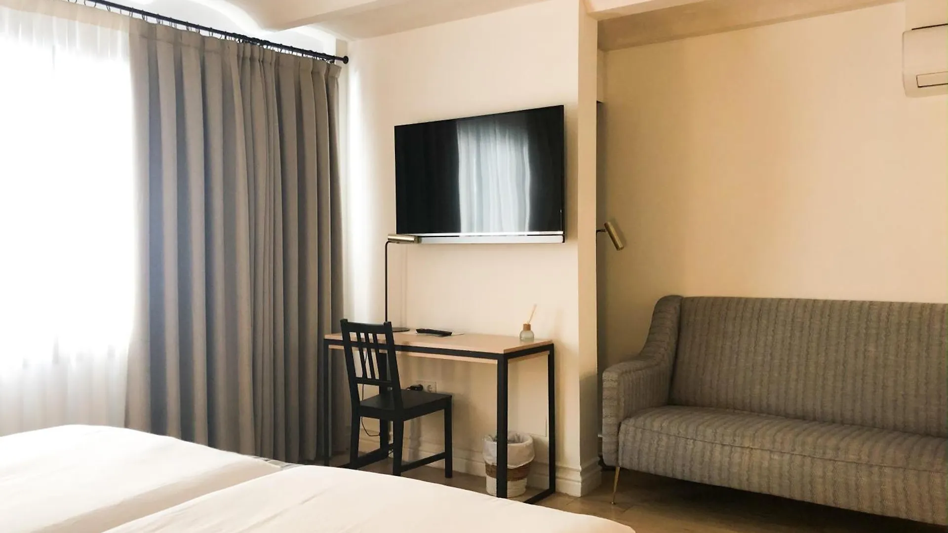 Suites Hom Sevilla