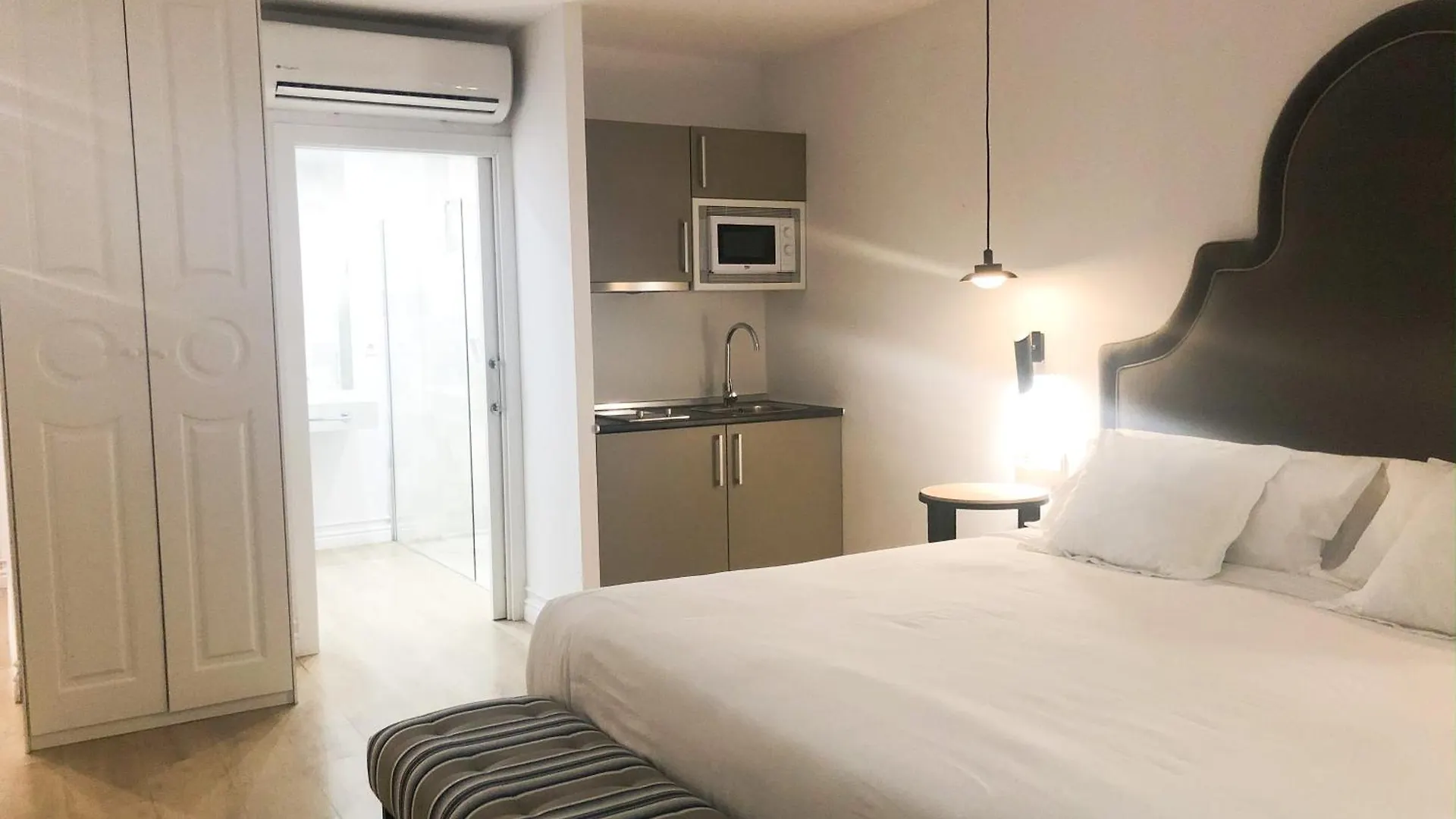 Suites Hom Sevilla Spanien