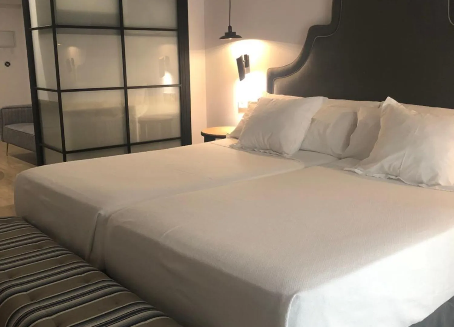 Lägenhet Suites Hom Sevilla Spanien